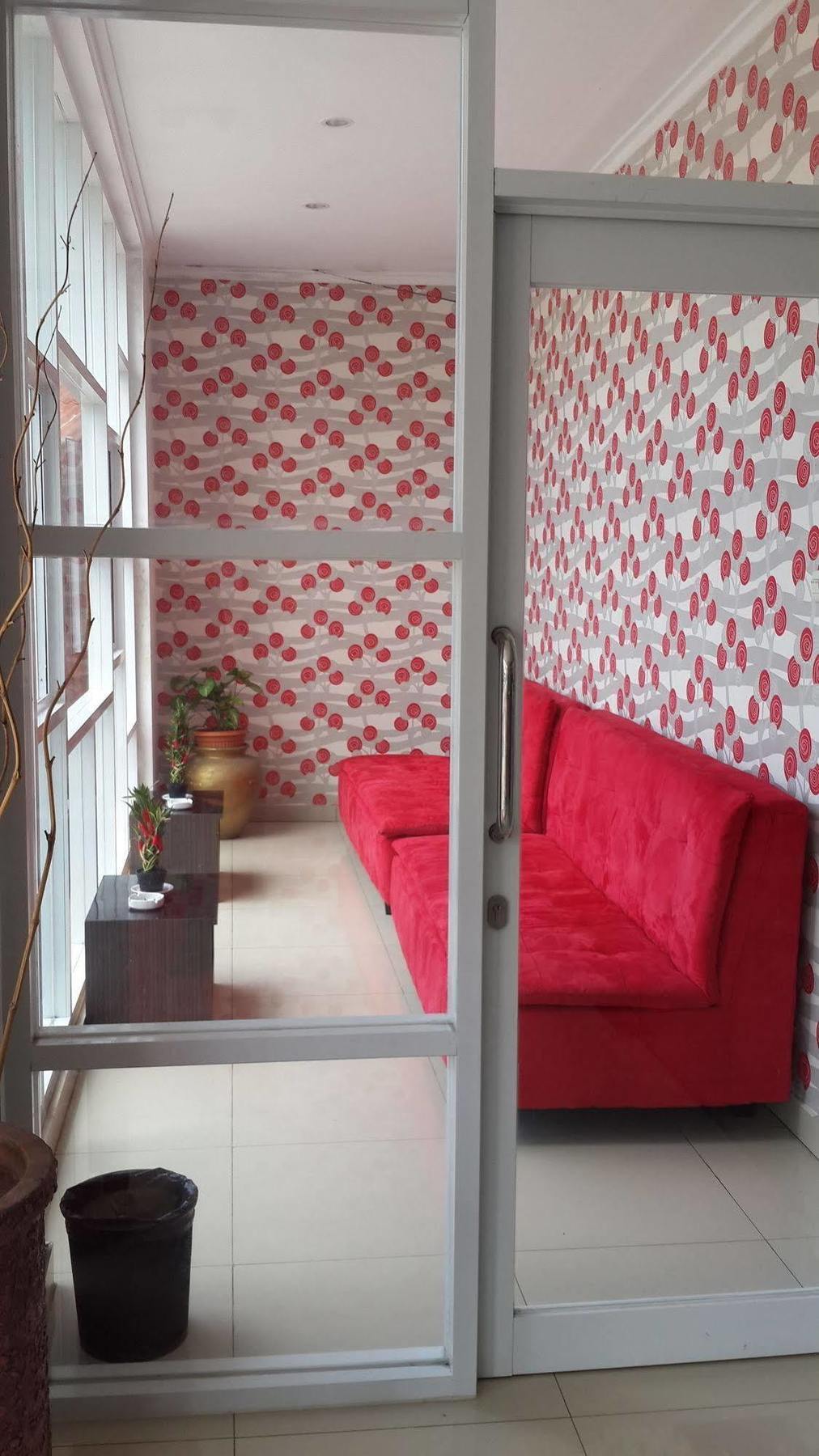 Reddoorz Plus @ Paal 2 Manado Exteriör bild